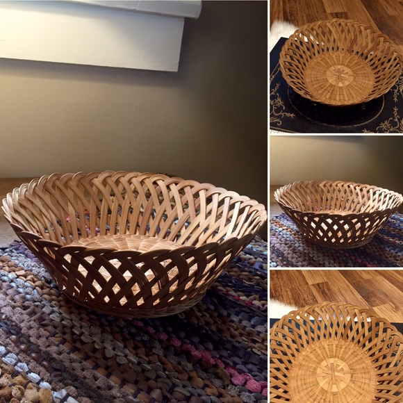 🦋2/$10 3/$15 4/$18 5/$20 Vintage Wicker Basket